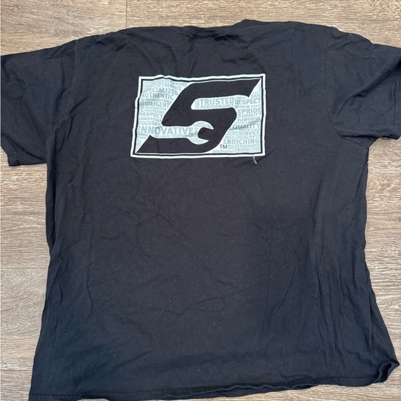 Gently Used Snap On Men’s Tshirt - Picture 4 of 4